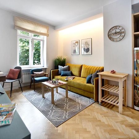 Ochota P&O Serviced Apartments Varsavia Esterno foto